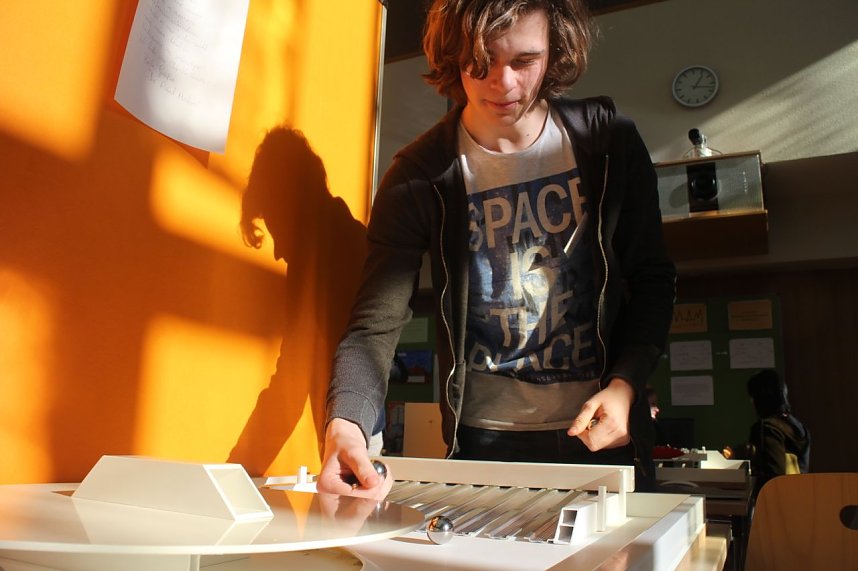 An der Hochschule Nordhausen pr&auml;sentierten heute Sch&uuml;lerinnen und Sch&uuml;ler ihre Projekte f&uuml;r den 13. Regionalwettbewerb "Jugend forscht"