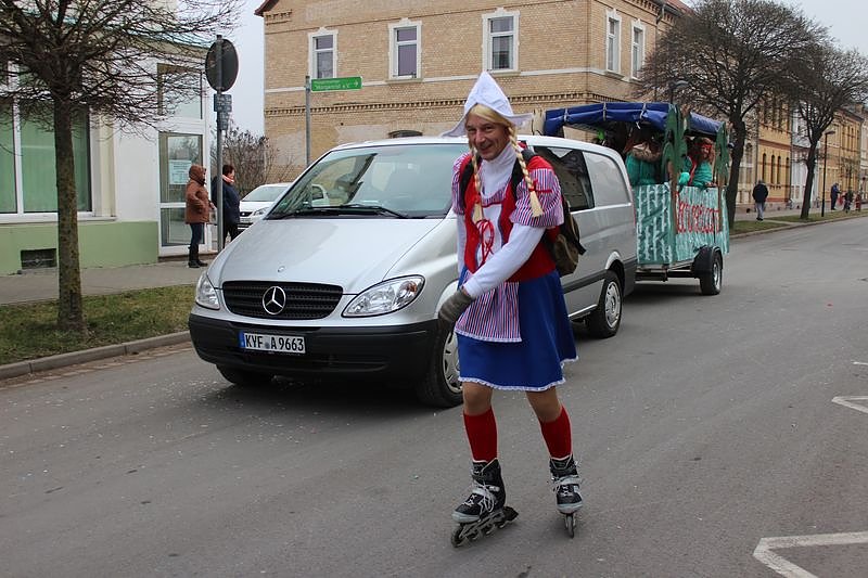 Wieder Rosensonntagsumzug in Frankenhausen