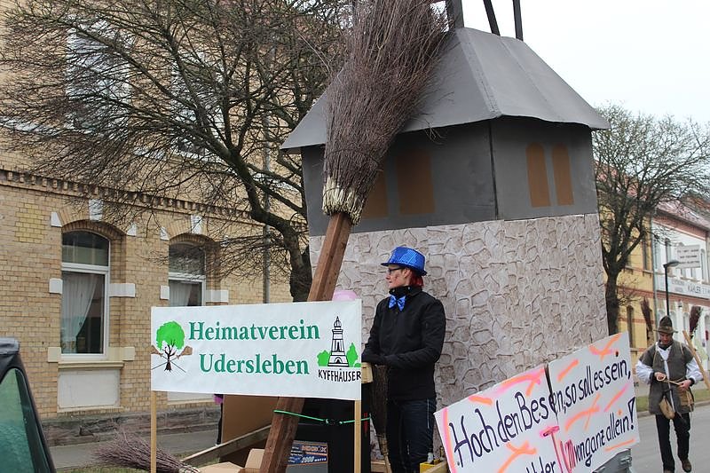Wieder Rosensonntagsumzug in Frankenhausen