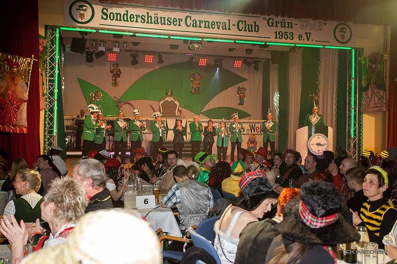 Nach dem Umzug geht es abends weiter