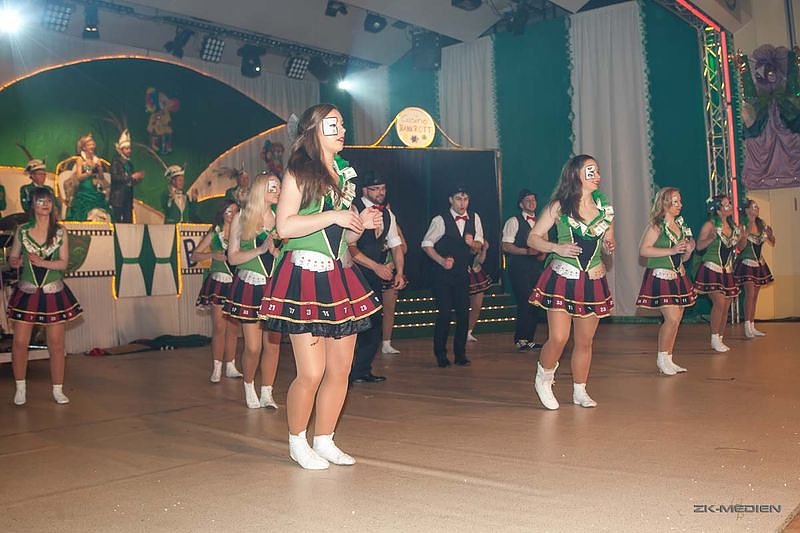 Nach dem Umzug geht es abends weiter