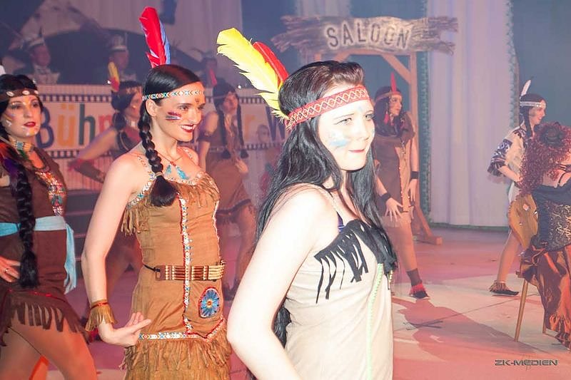 Nach dem Umzug geht es abends weiter