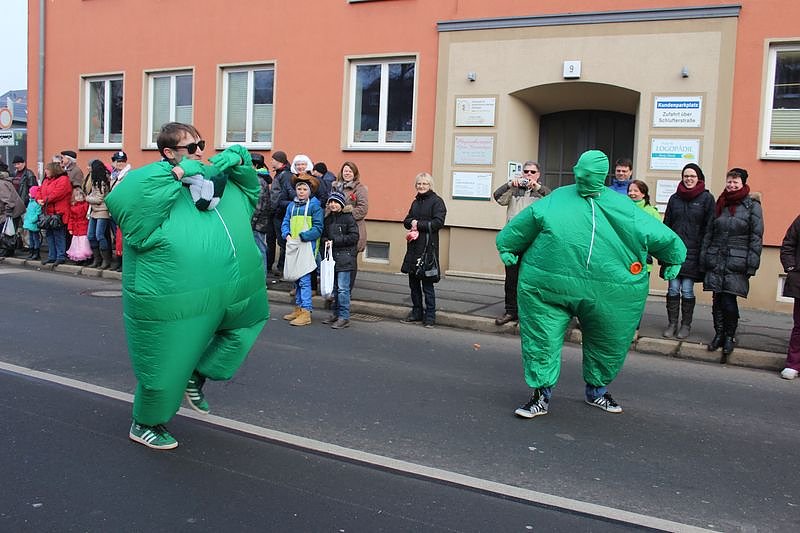 N&auml;rrinnen und Narren zogen durch Sondershausen (2)