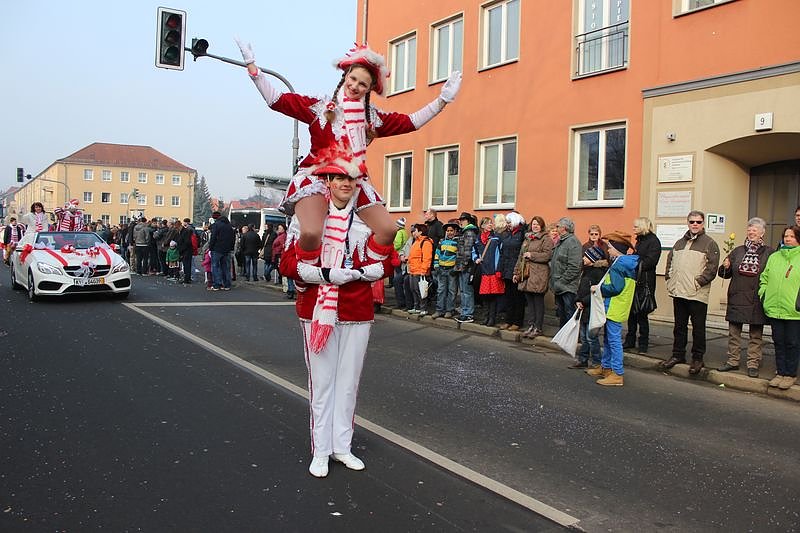 N&auml;rrinnen und Narren zogen durch Sondershausen (2)