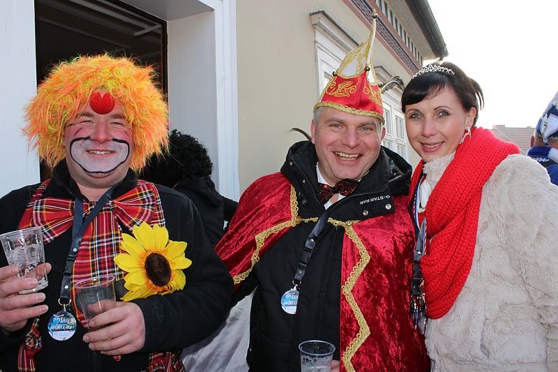 Party auf Markt und im Rathaus (1)