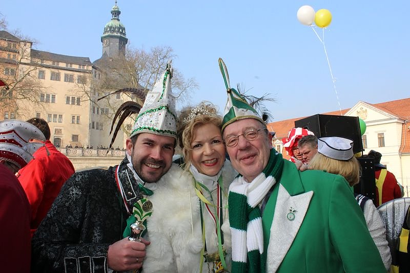 Party auf Markt und im Rathaus (2)