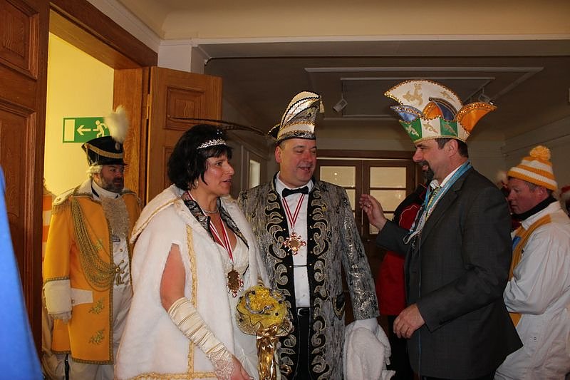 Party auf Markt und im Rathaus (2)