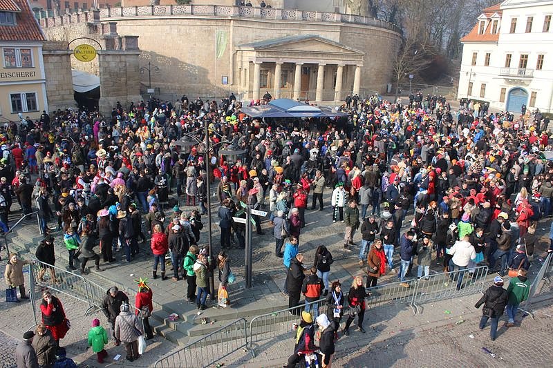 Party auf Markt und im Rathaus (2)
