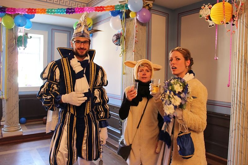 Party auf Markt und im Rathaus (2)