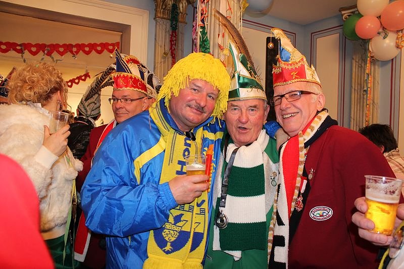 Party auf Markt und im Rathaus (2)