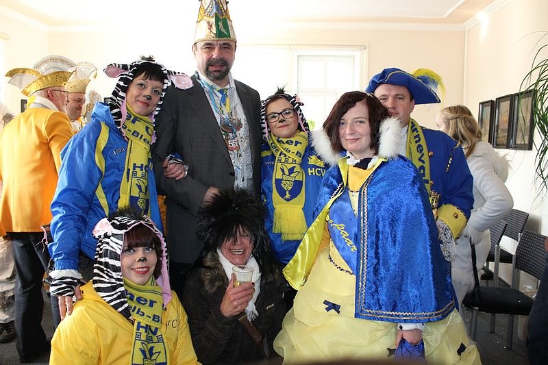 Party auf Markt und im Rathaus (2)