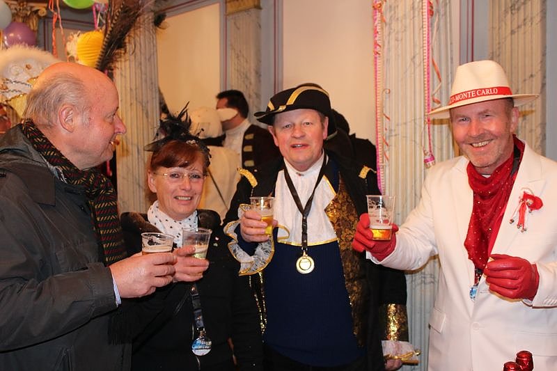 Kein richtiges Gruppenbild, aber Orden