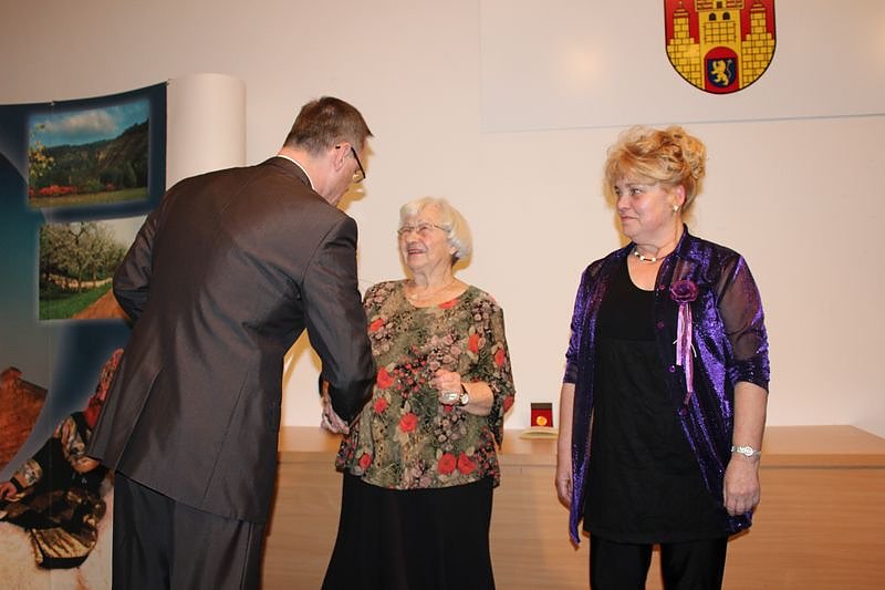 Ehrenmedaille in Gold verliehen