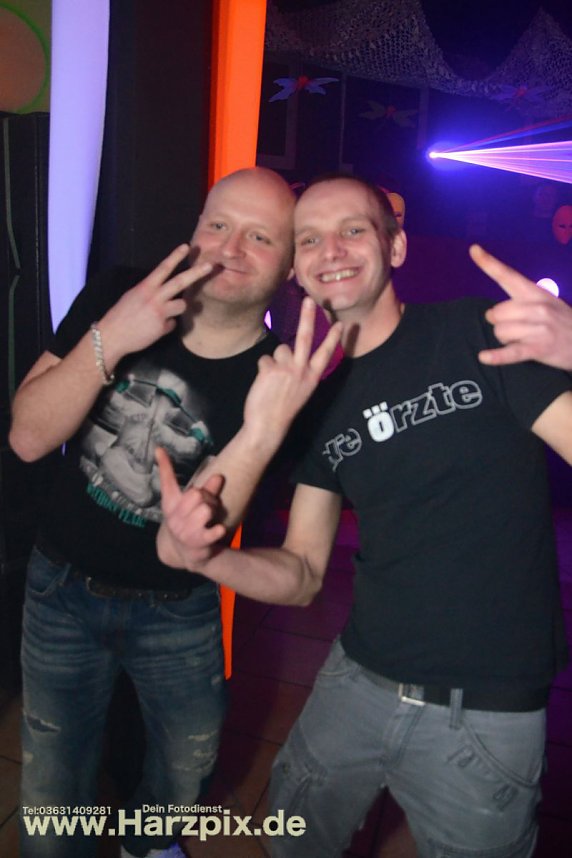 Houseverliebt im Club Buddha