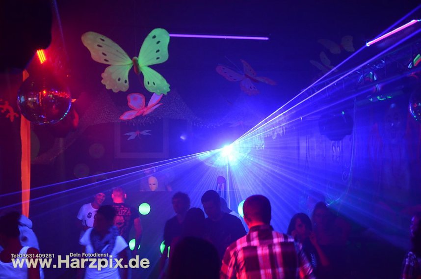 Houseverliebt im Club Buddha