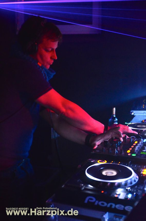 Houseverliebt im Club Buddha