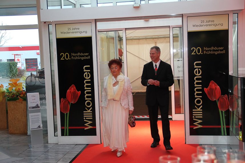 Jubil&auml;ums-Ball gefeiert