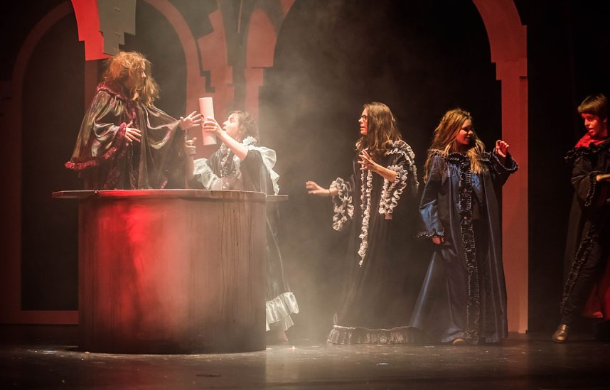 Des Pudels Kern - ein faustisches Vergn&uuml;gen am Theater Nordhausen