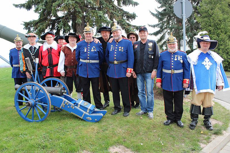 Viele Dank, im melde mich ab!