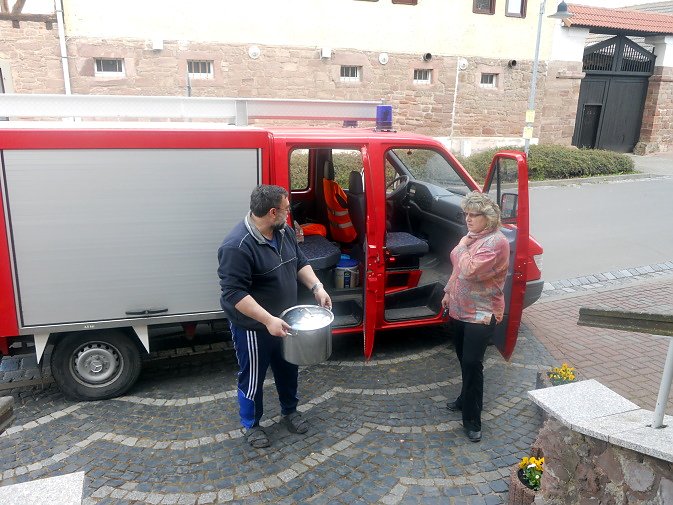 Fr&uuml;hjahrsputz in Ortsteil Esperstedt