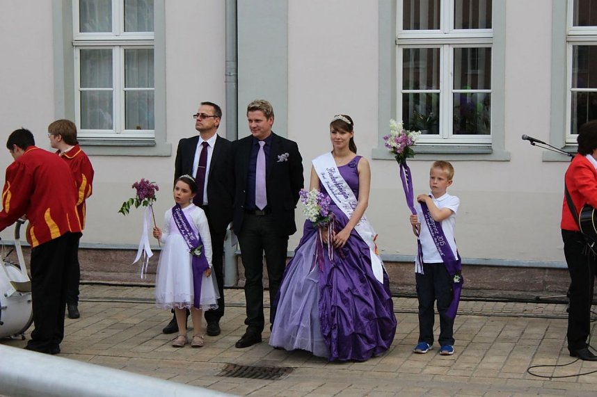 Fliederkrone wurde gesetzt