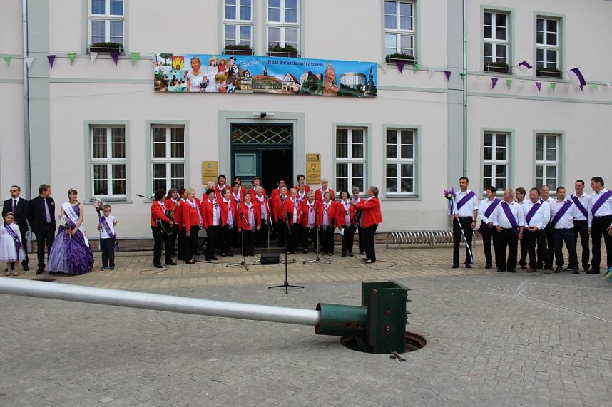 Fliederkrone wurde gesetzt