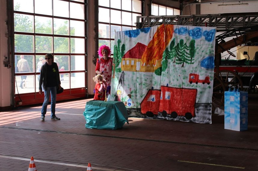 Feuerwehr ohne tat&uuml;tata