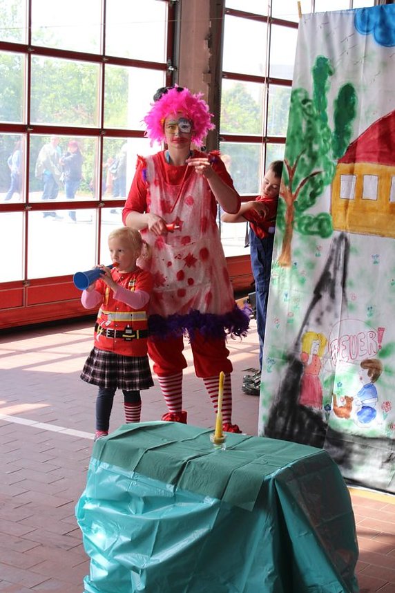 Feuerwehr ohne tat&uuml;tata