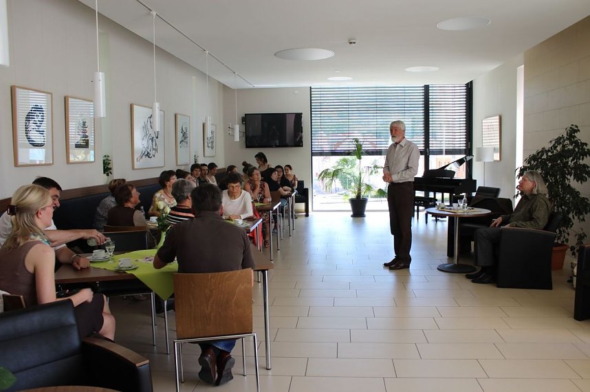 Kulturcaf&eacute; mit Prof. Peter Bruns