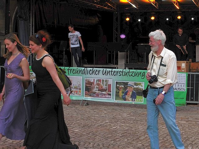 Kopfloser Dirigent beim Residenzfest 2015