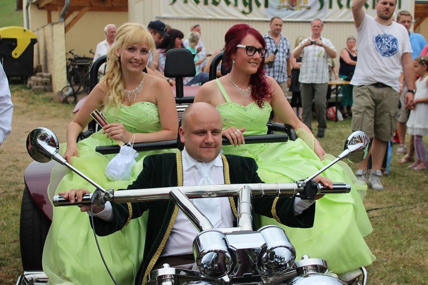 Laubk&ouml;nig gekr&ouml;nt