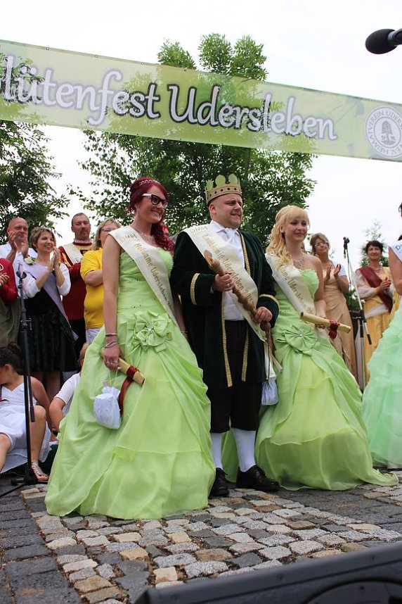 Laubk&ouml;nig gekr&ouml;nt