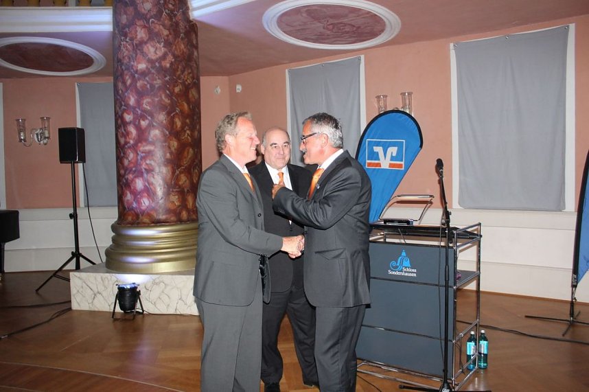 In schwierigem Umfeld sehr gut behauptet