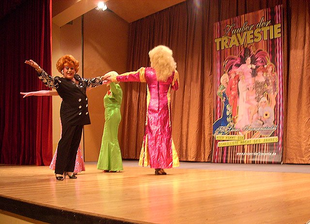 Zauber der Travestie