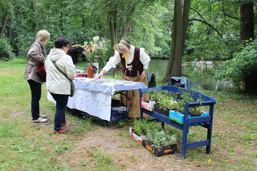 Fest zu 250 Jahre Park Bendeleben