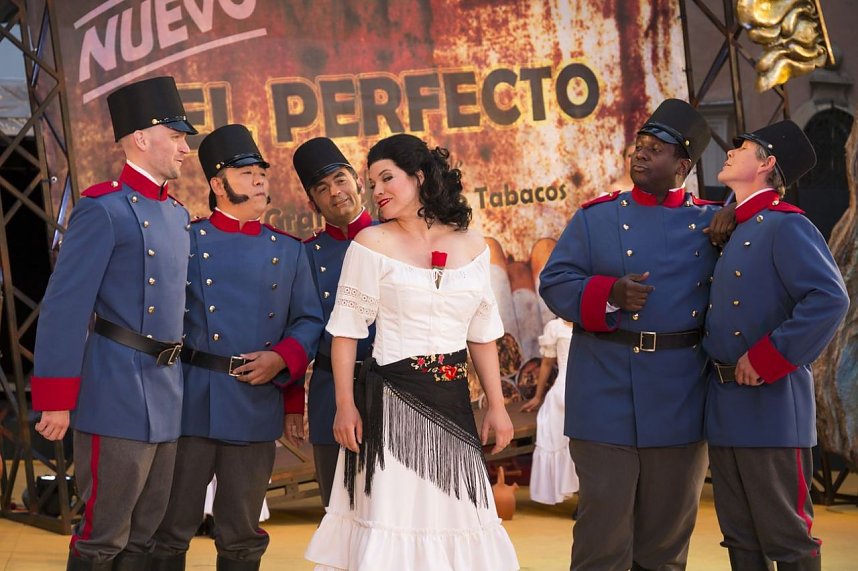 Glanzvolle Premiere in Sondershausen