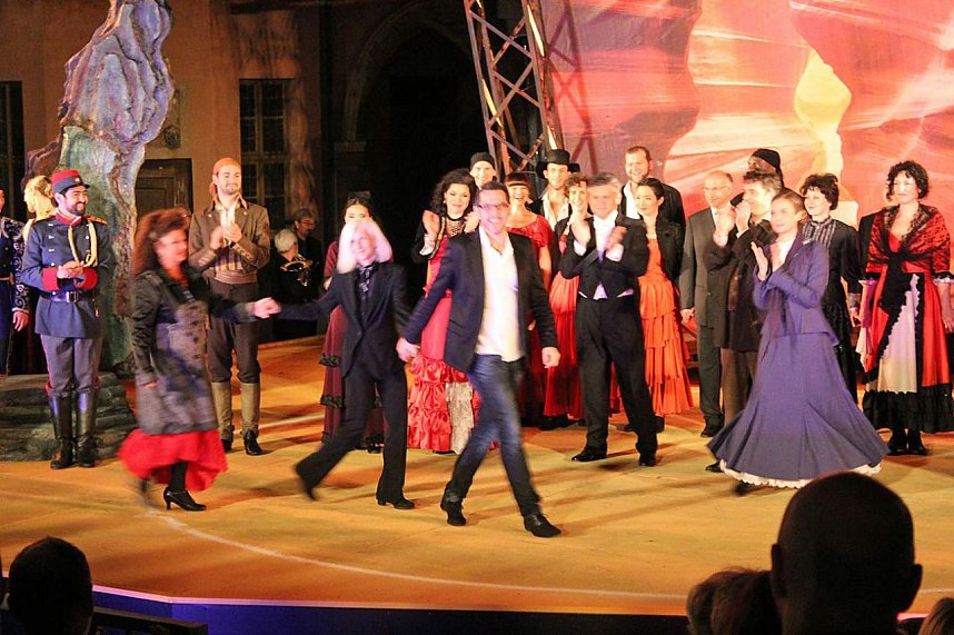 Glanzvolle Premiere in Sondershausen