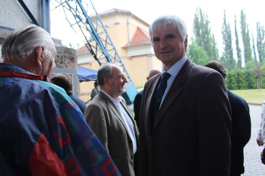 Bergleute feiern auch im Regen