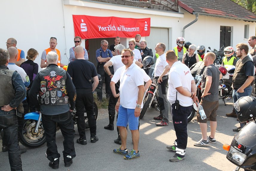 Coole Bikes auf hei&szlig;em Asphalt