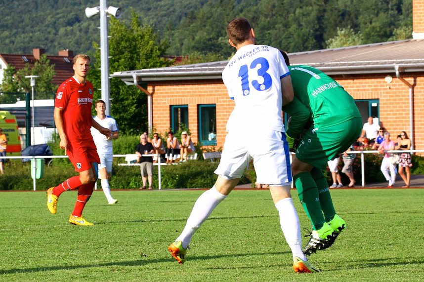 2:1 gewinnt Wacker Nordhausen gegen Hannover 96 (U23)