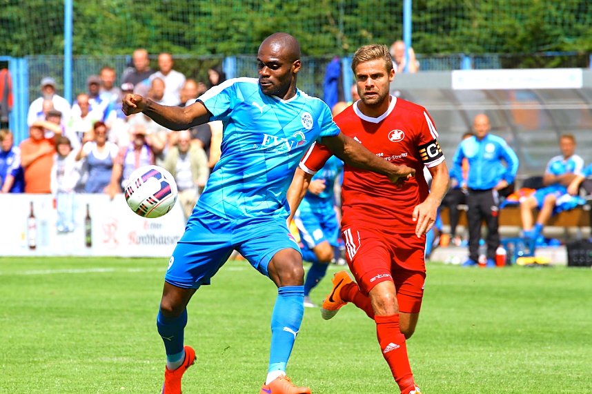 Wacker gewinnt 2:0 gegen Neustrelitz