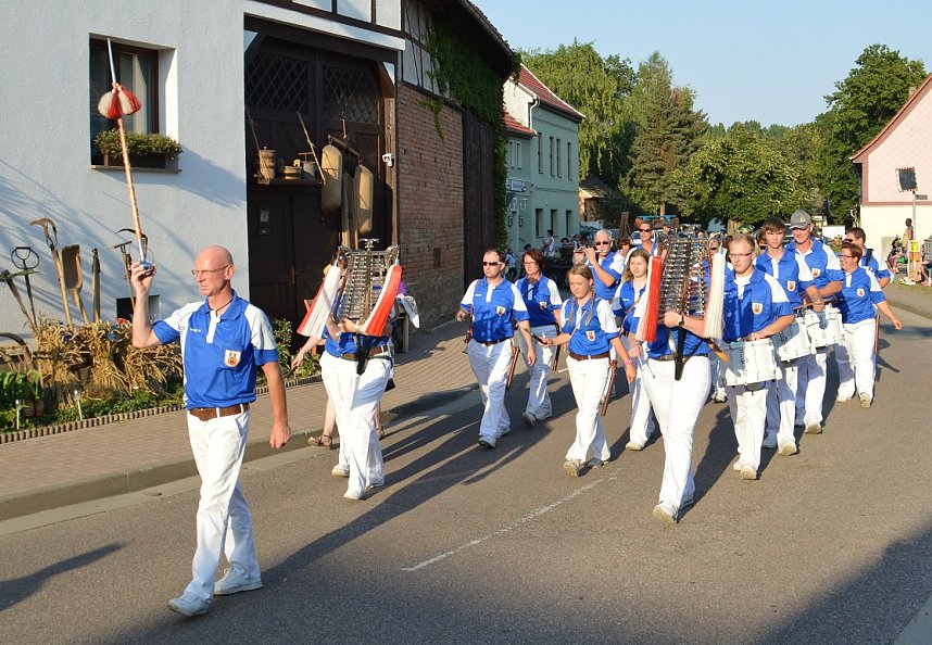 Festumzug in Obertopfstedt
