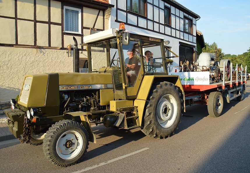 Festumzug in Obertopfstedt