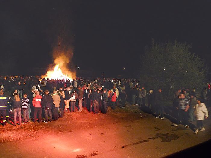 Osterfeuer Premiere