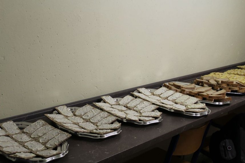 Brotb&uuml;chsen aus dem Bundestag