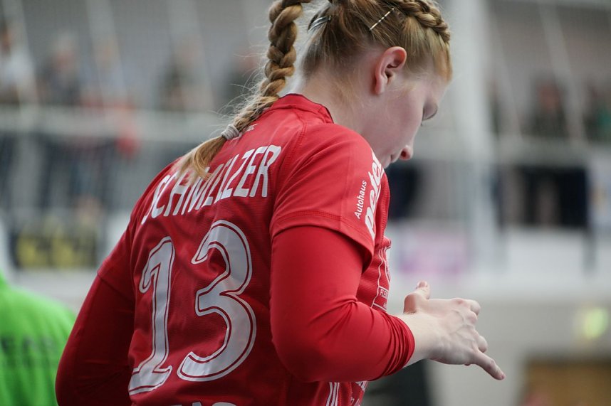 THC gewinnt den Supercup