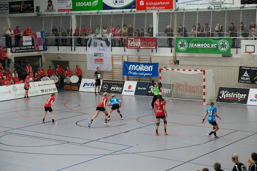 THC gewinnt den Supercup