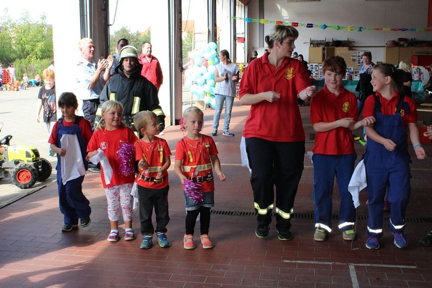 Feuerwehr zeigte sich