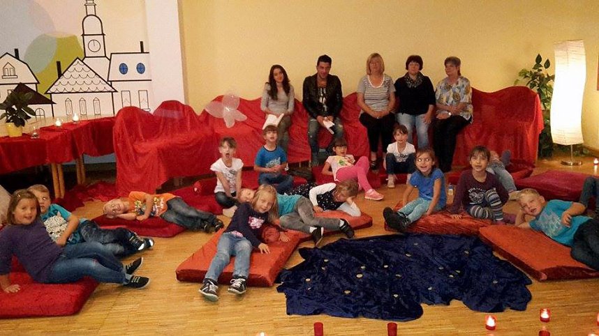 M&auml;rchen in f&uuml;nf Sprachen