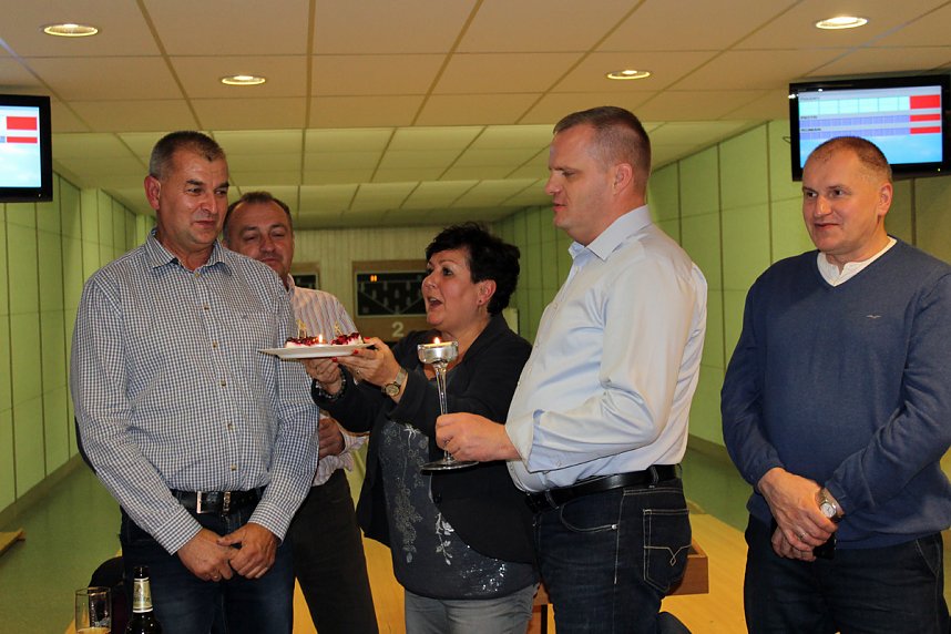 Keine ruhige Kugel geschoben